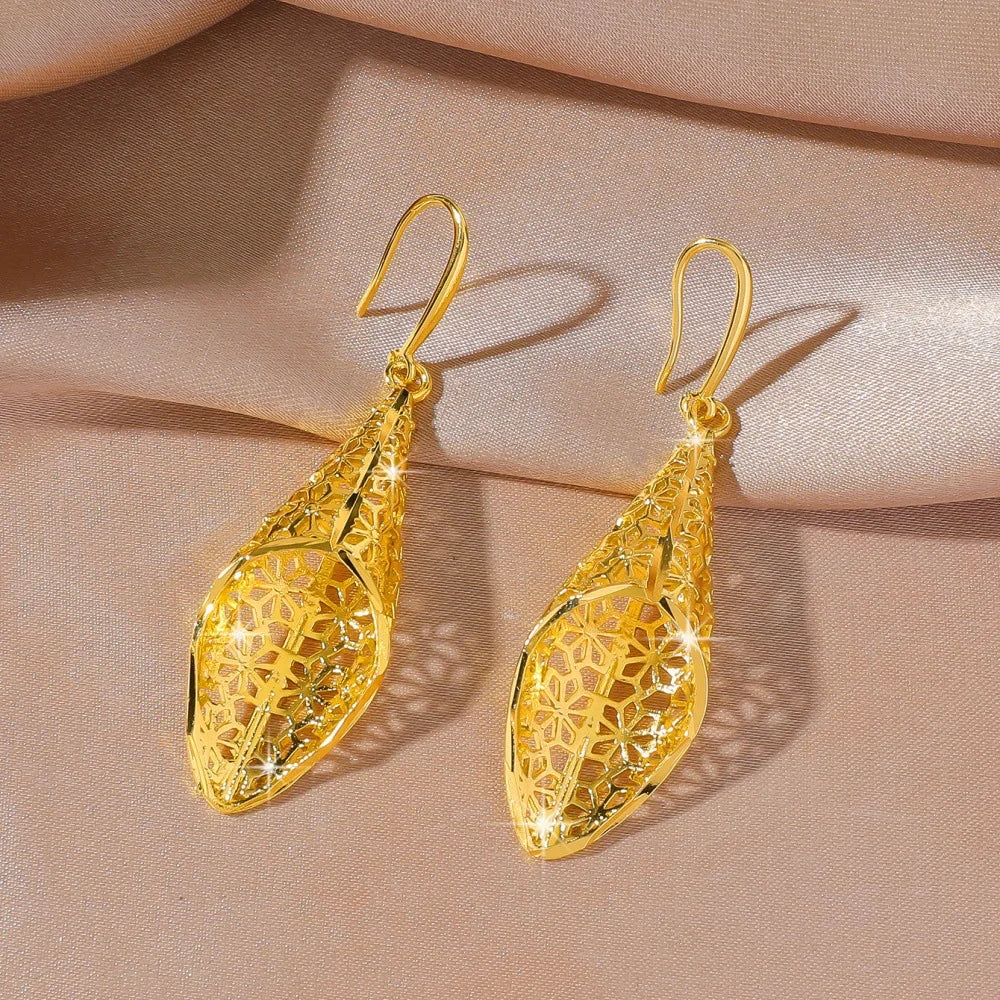 Elegant Gold Leaf Earrings