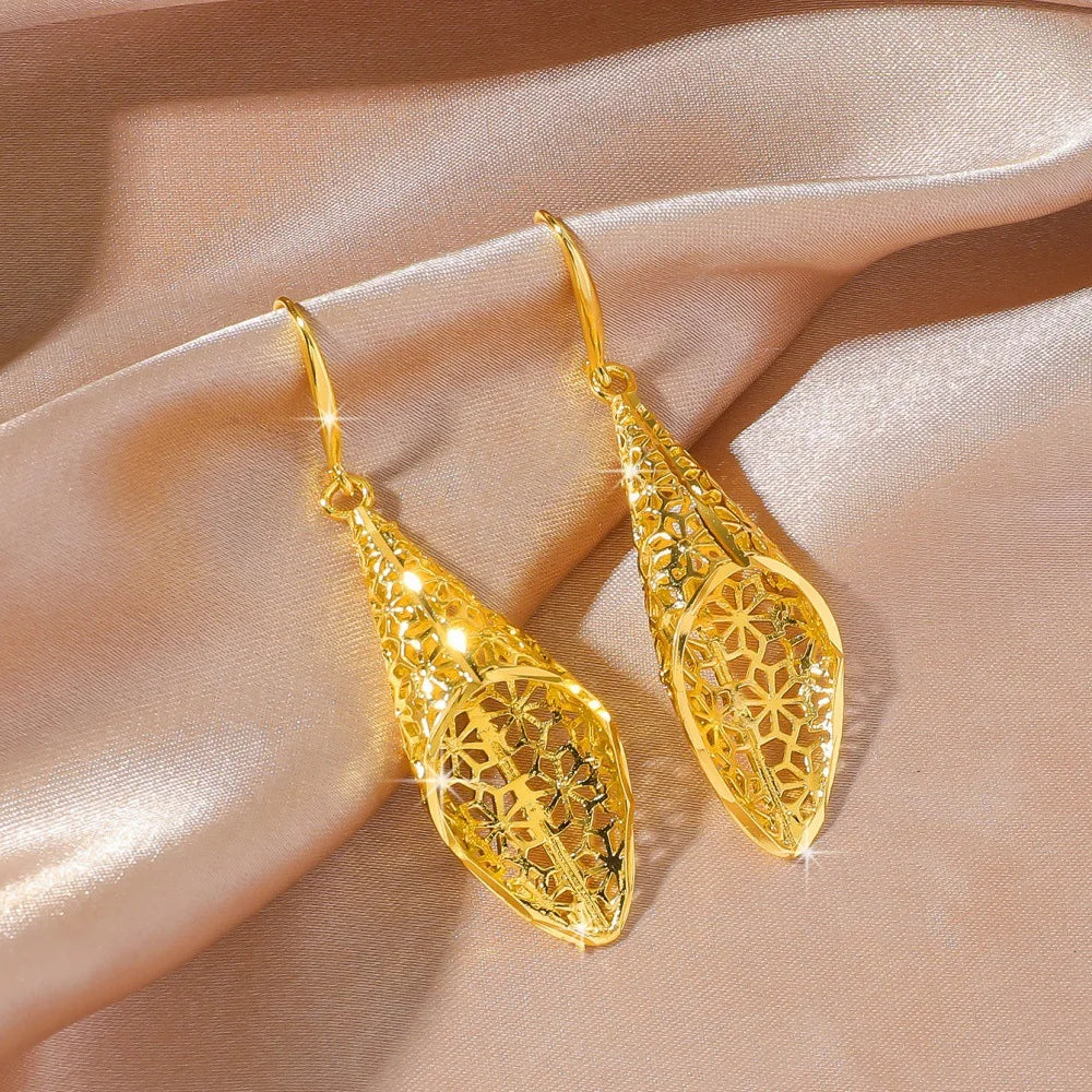 Elegant Gold Leaf Earrings