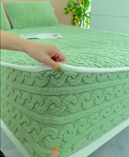 Cozy Velvet Winter Bedspread