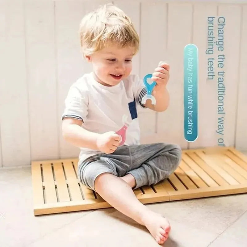 Cepillo de dientes suave en forma de U para bebés