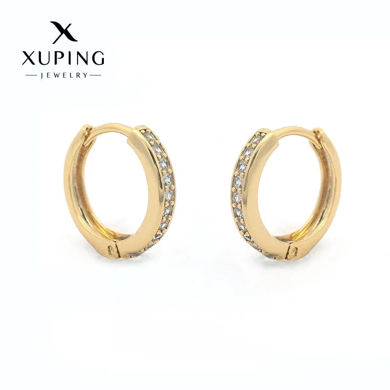 Elegantes pendientes de oro
