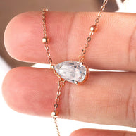 Elegante collar de moissanita