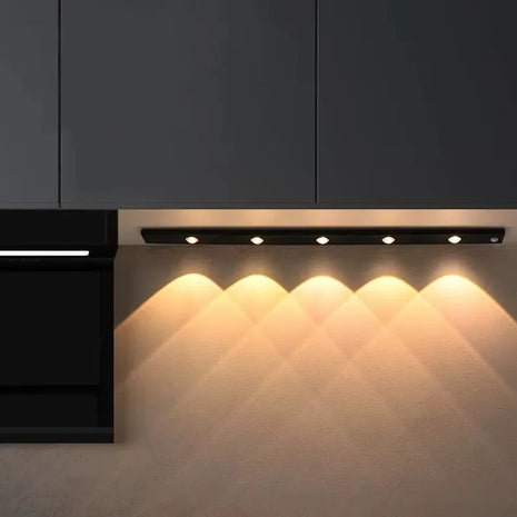 Luz LED inalámbrica con sensor de movimiento